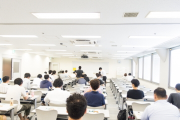 国家資格と民間資格